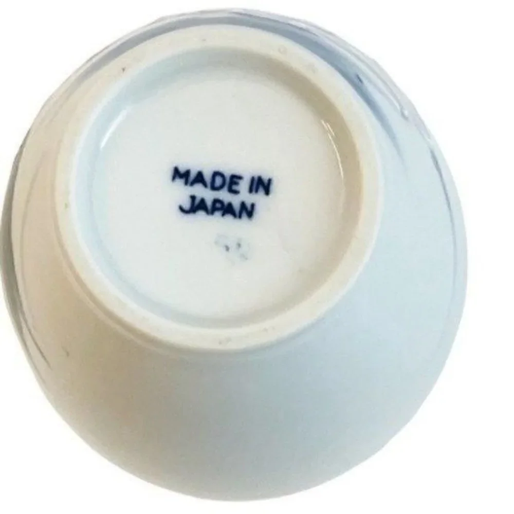 Porcelain Pottery Iris Floral Vase Made in Japan raised white paint outline 6” - Picture 8 of 9